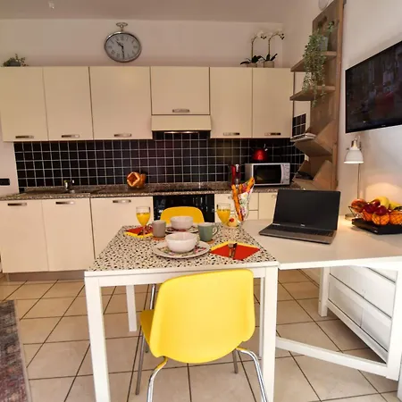 Casa Enjoy Di Lägenhet Acquaseria
